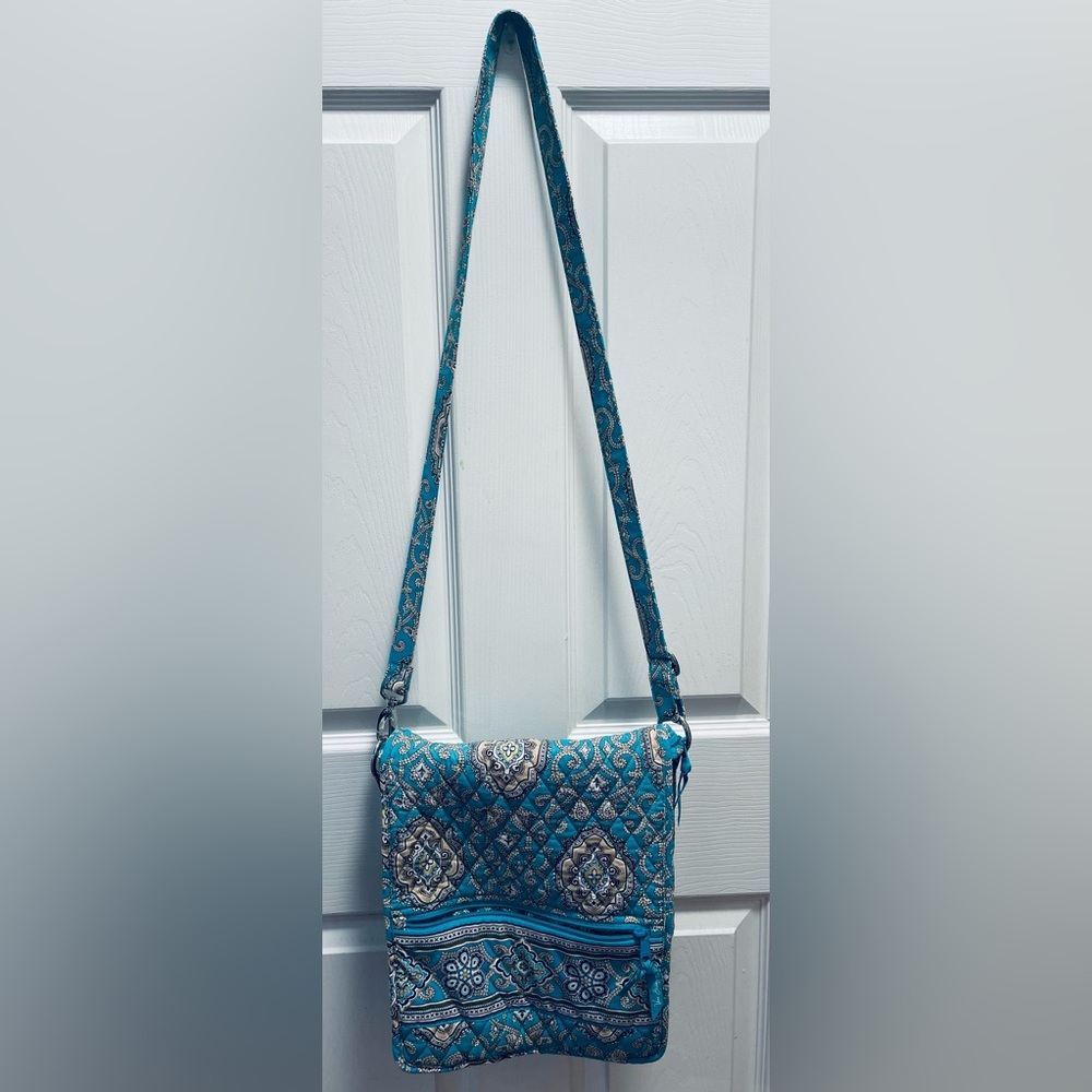 Large Vera Bradley crossbody bag